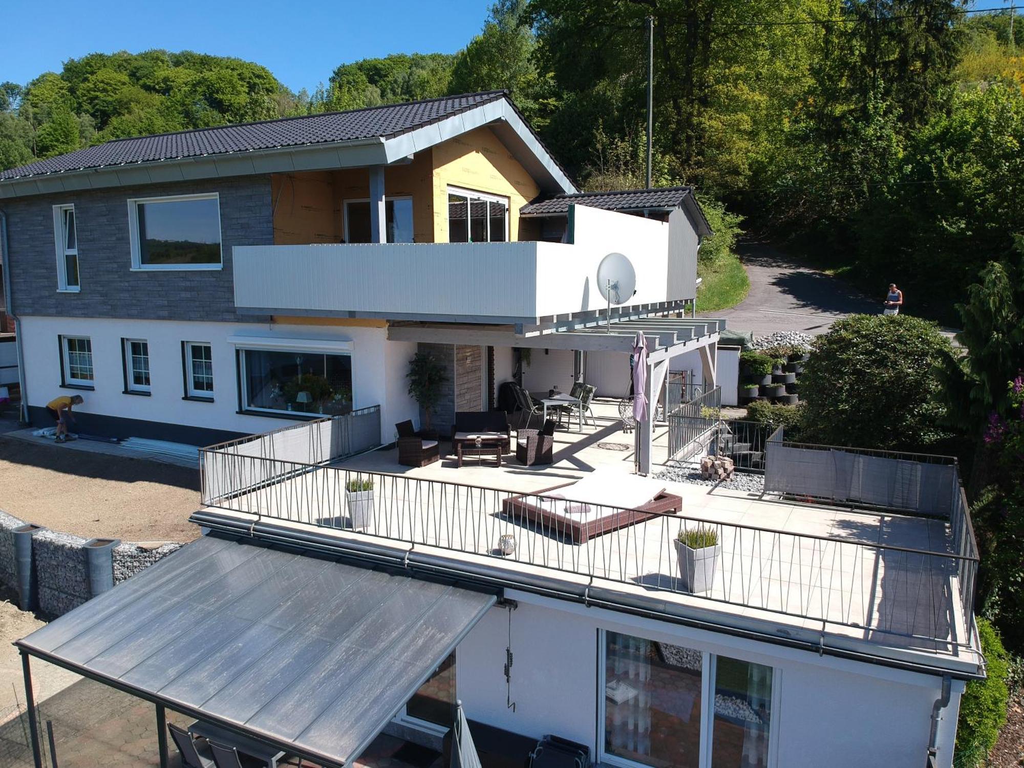 Seeblick-Ferienwohnung Im "Ferienhaus Agger-Blick" Mit Traumhafter Sonnen-Terrasse, Sauna, E-Kamin & Kajak グンマースバッハ エクステリア 写真
